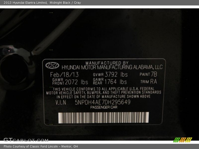 Midnight Black / Gray 2013 Hyundai Elantra Limited