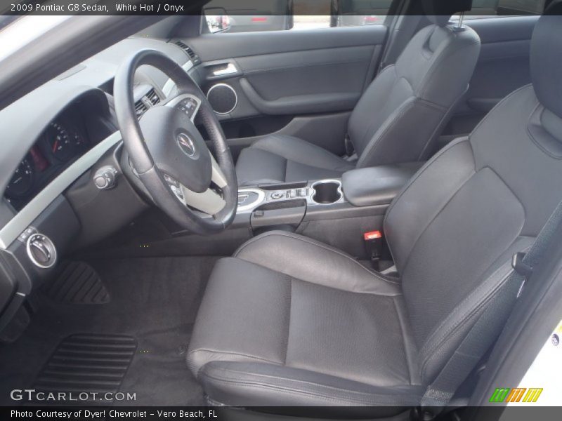 Front Seat of 2009 G8 Sedan