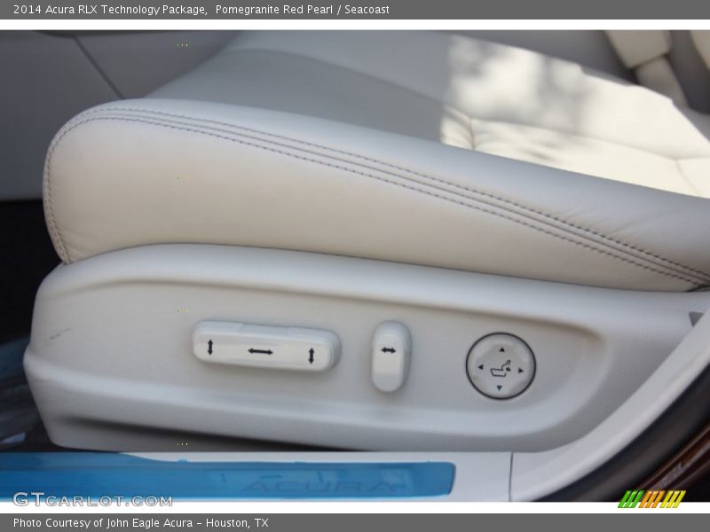 Front Seat of 2014 RLX Technology Package