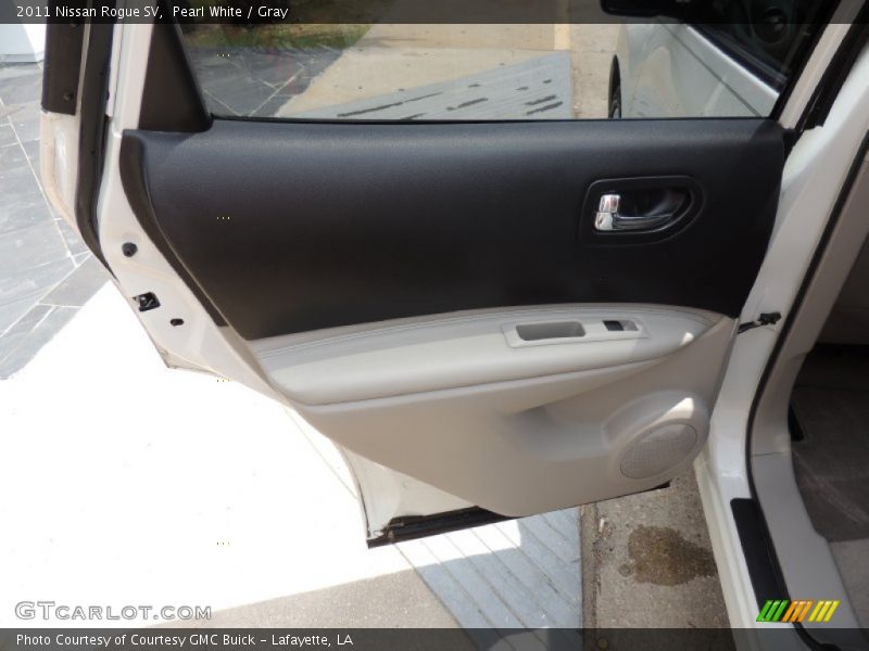 Pearl White / Gray 2011 Nissan Rogue SV