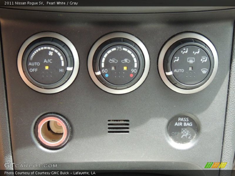 Pearl White / Gray 2011 Nissan Rogue SV