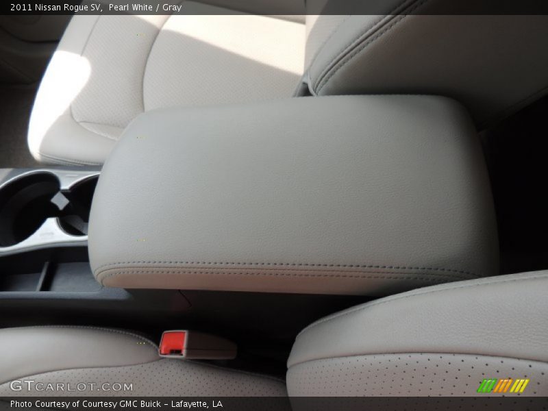 Pearl White / Gray 2011 Nissan Rogue SV