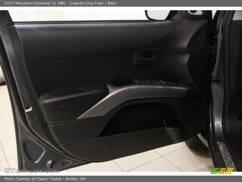 Graphite Gray Pearl / Black 2007 Mitsubishi Outlander LS 4WD