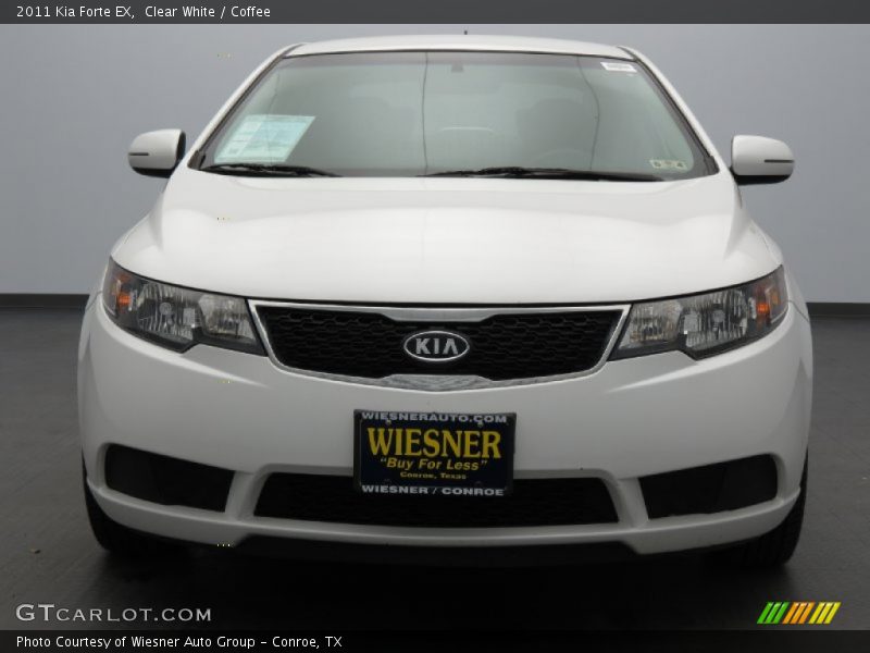 Clear White / Coffee 2011 Kia Forte EX