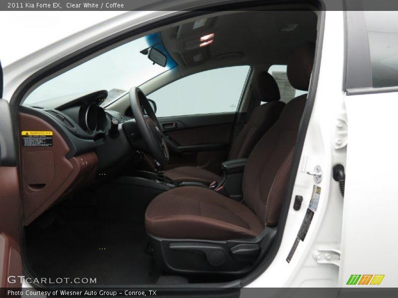 Clear White / Coffee 2011 Kia Forte EX