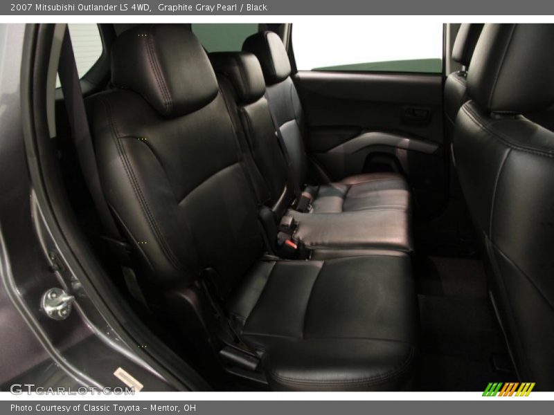 Graphite Gray Pearl / Black 2007 Mitsubishi Outlander LS 4WD