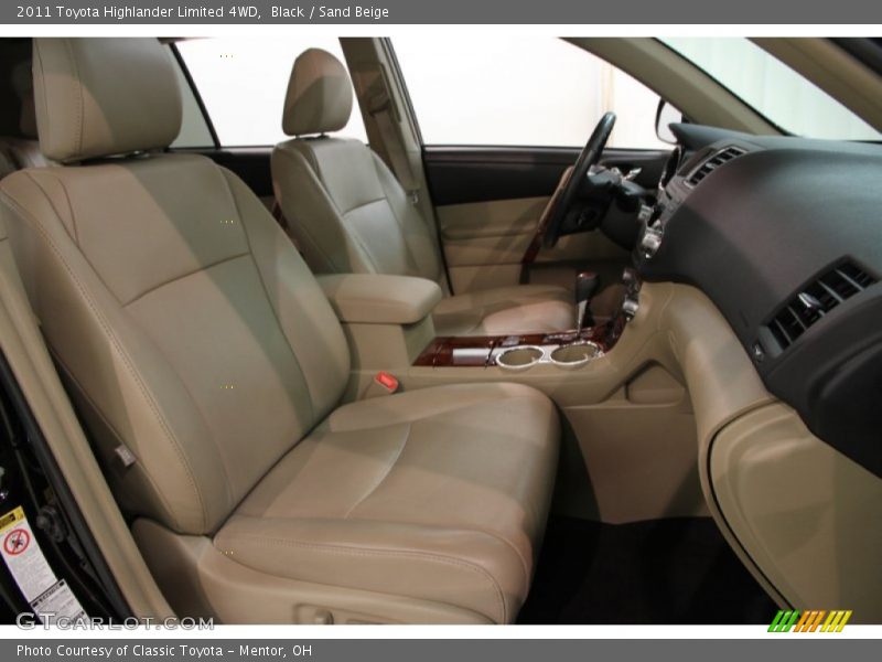 Black / Sand Beige 2011 Toyota Highlander Limited 4WD