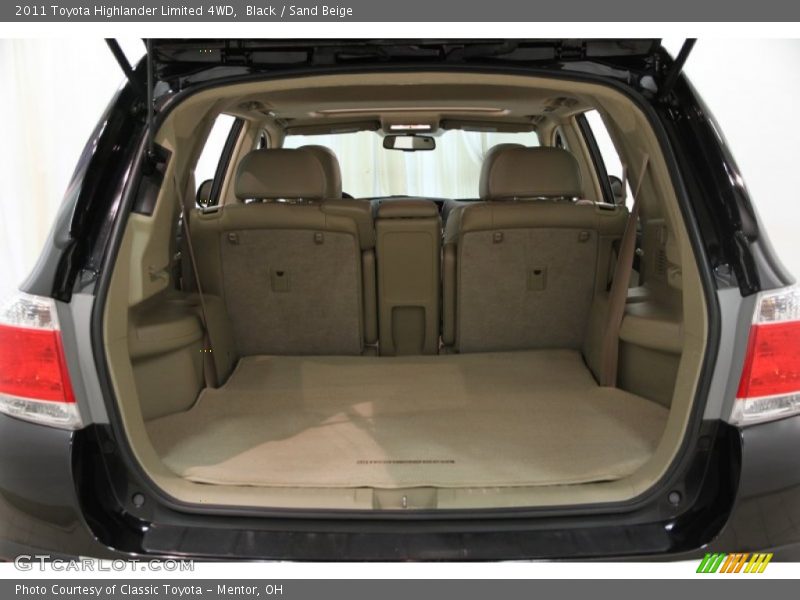 Black / Sand Beige 2011 Toyota Highlander Limited 4WD