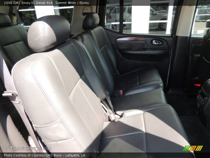 Summit White / Ebony 2005 GMC Envoy XL Denali 4x4