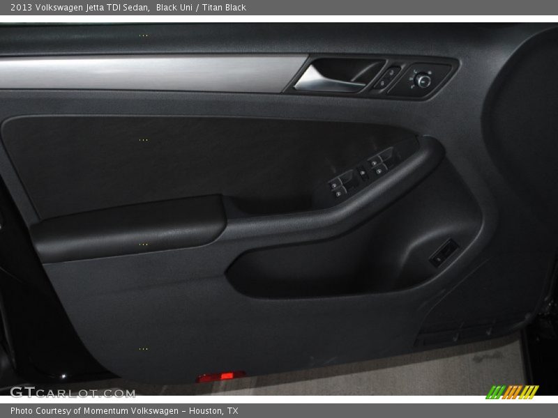 Black Uni / Titan Black 2013 Volkswagen Jetta TDI Sedan