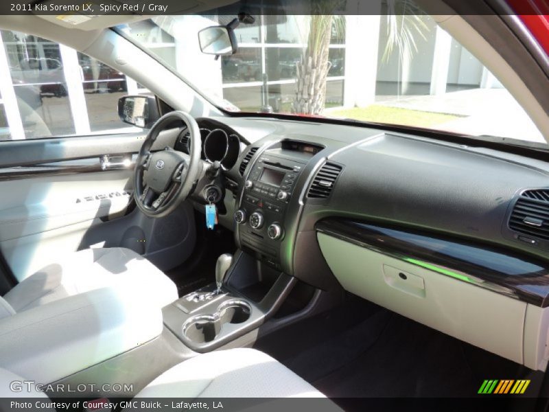 Spicy Red / Gray 2011 Kia Sorento LX
