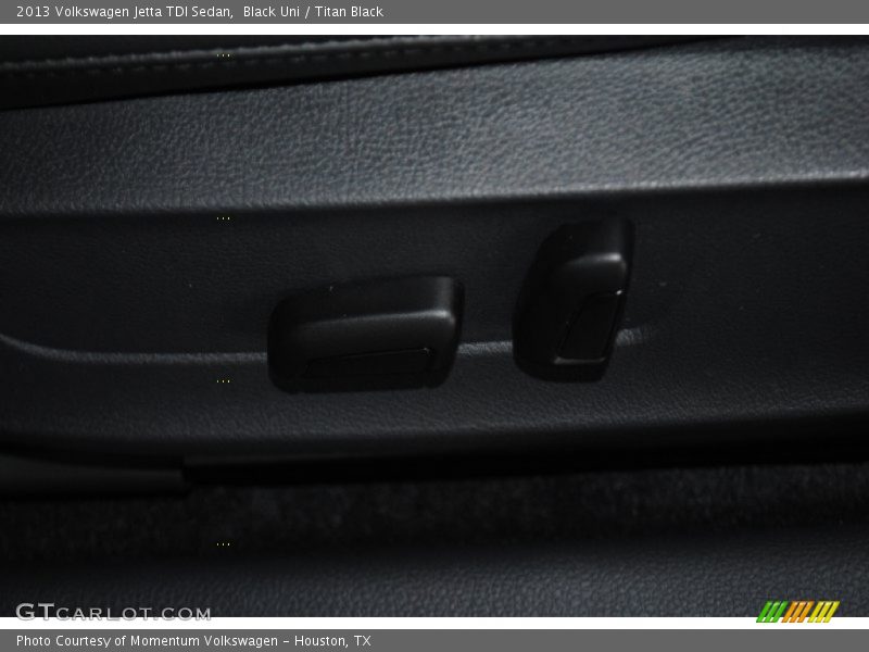 Black Uni / Titan Black 2013 Volkswagen Jetta TDI Sedan