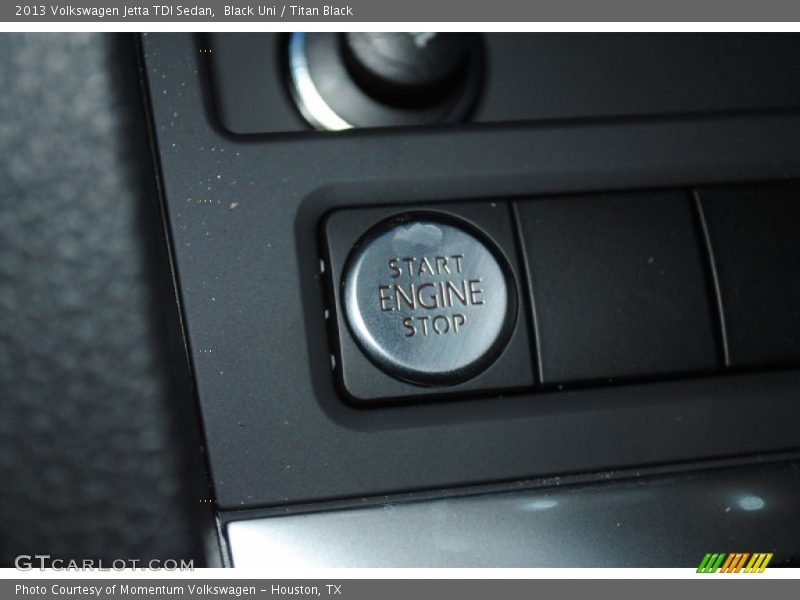 Black Uni / Titan Black 2013 Volkswagen Jetta TDI Sedan