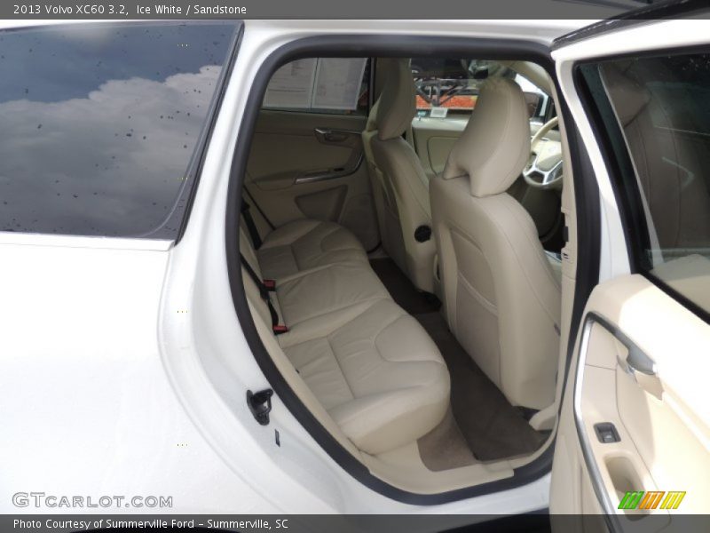 Ice White / Sandstone 2013 Volvo XC60 3.2