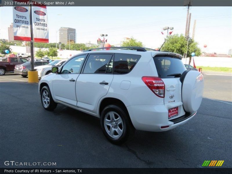 Super White / Ash 2012 Toyota RAV4 I4