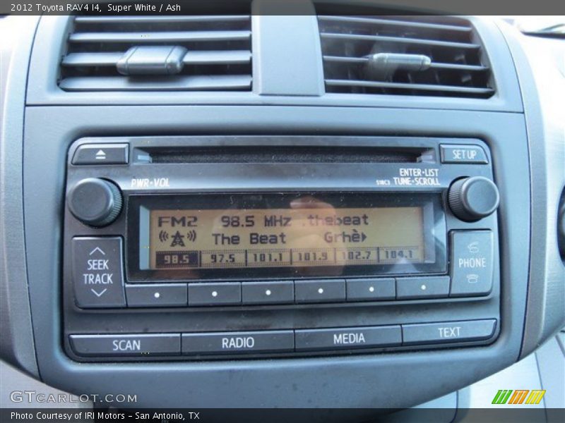 Super White / Ash 2012 Toyota RAV4 I4