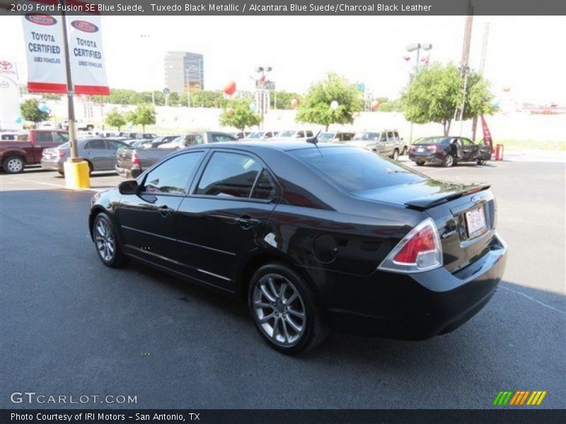 Tuxedo Black Metallic / Alcantara Blue Suede/Charcoal Black Leather 2009 Ford Fusion SE Blue Suede