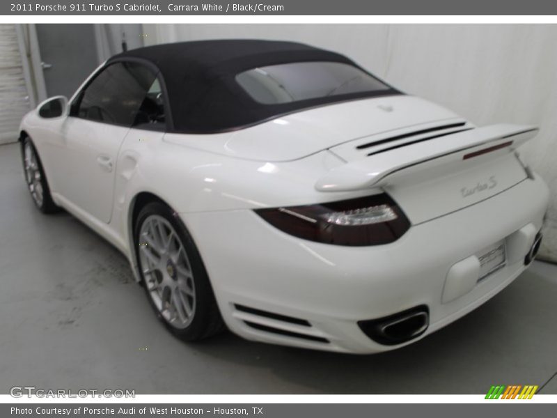 Carrara White / Black/Cream 2011 Porsche 911 Turbo S Cabriolet