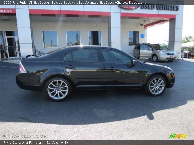 Tuxedo Black Metallic / Alcantara Blue Suede/Charcoal Black Leather 2009 Ford Fusion SE Blue Suede