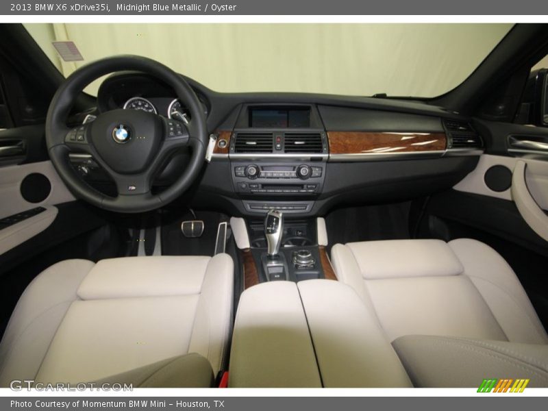 Dashboard of 2013 X6 xDrive35i