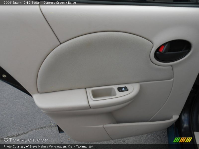 Door Panel of 2006 ION 2 Sedan