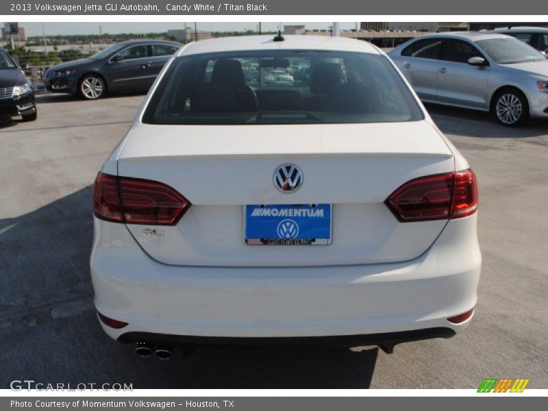 Candy White / Titan Black 2013 Volkswagen Jetta GLI Autobahn