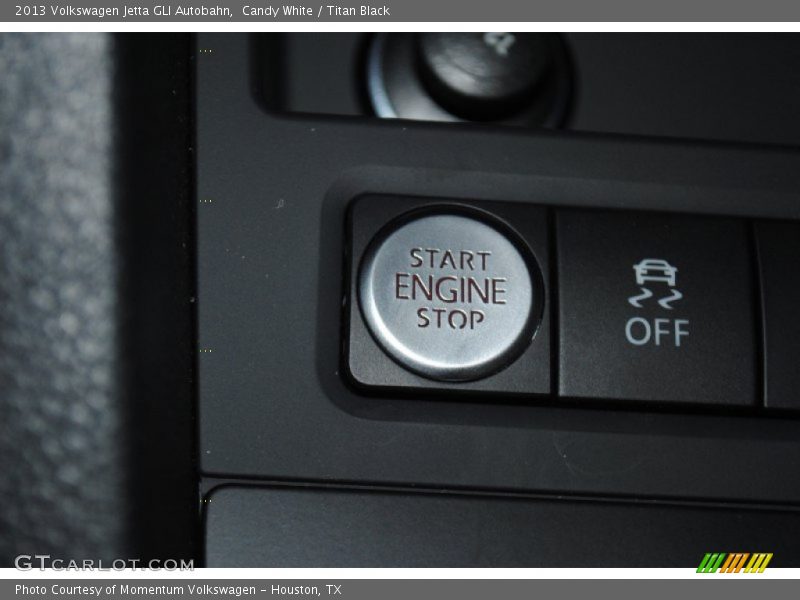 Candy White / Titan Black 2013 Volkswagen Jetta GLI Autobahn