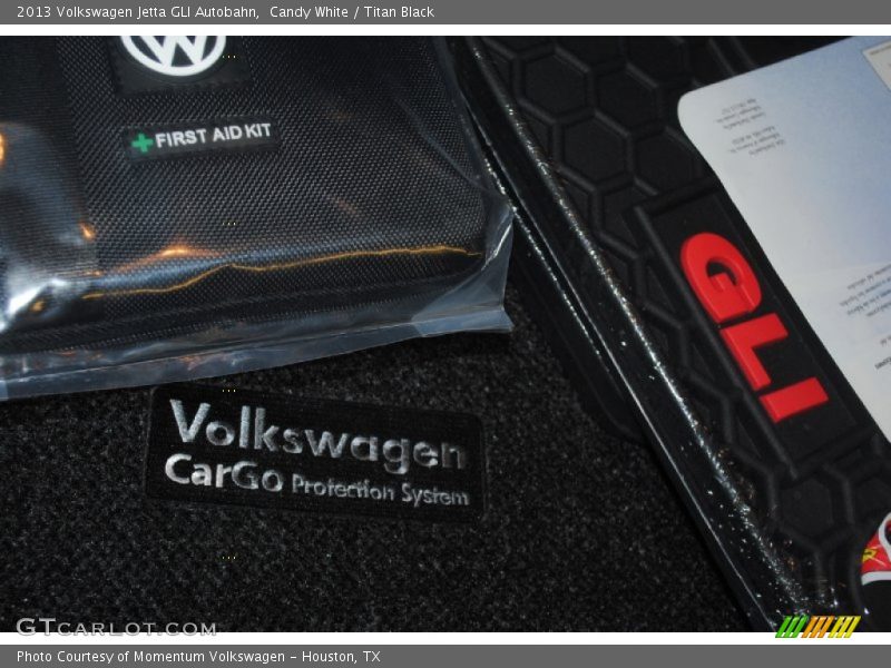 Candy White / Titan Black 2013 Volkswagen Jetta GLI Autobahn