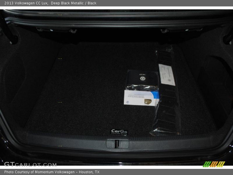 Deep Black Metallic / Black 2013 Volkswagen CC Lux