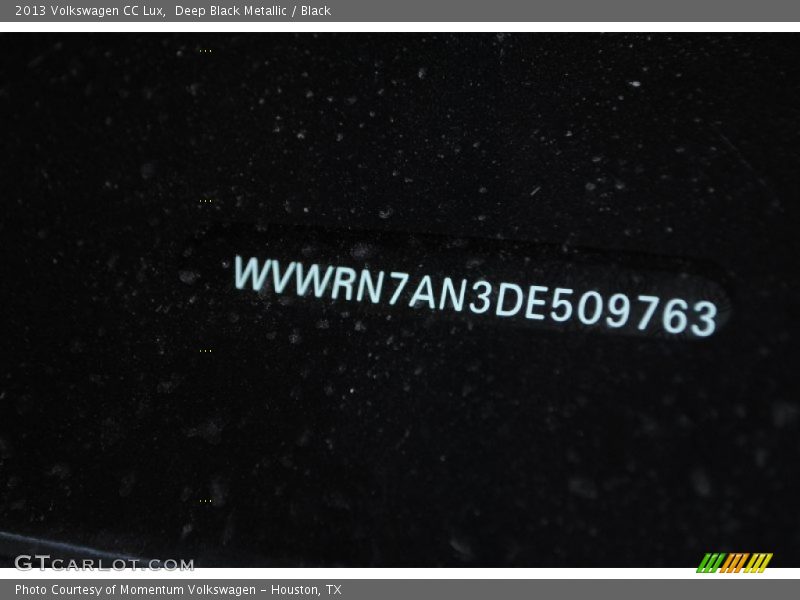 Deep Black Metallic / Black 2013 Volkswagen CC Lux