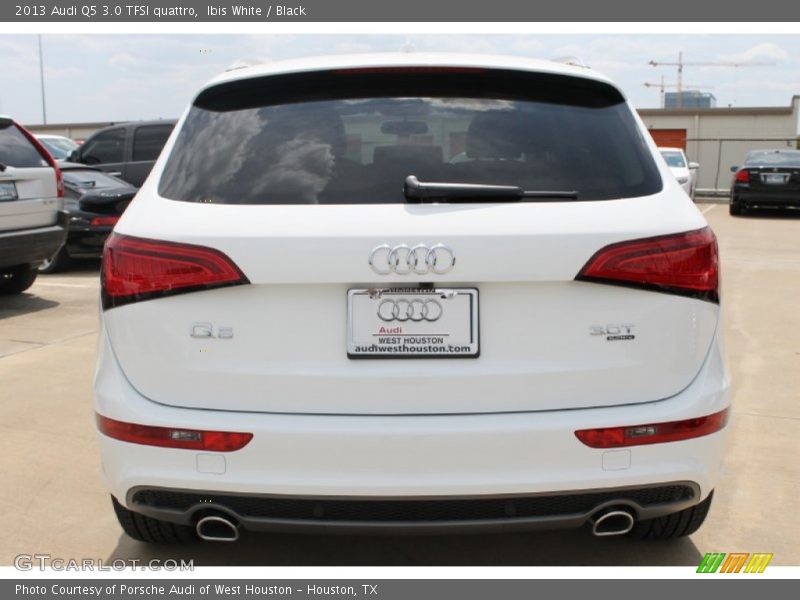 Ibis White / Black 2013 Audi Q5 3.0 TFSI quattro