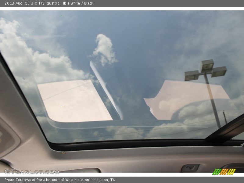 Ibis White / Black 2013 Audi Q5 3.0 TFSI quattro