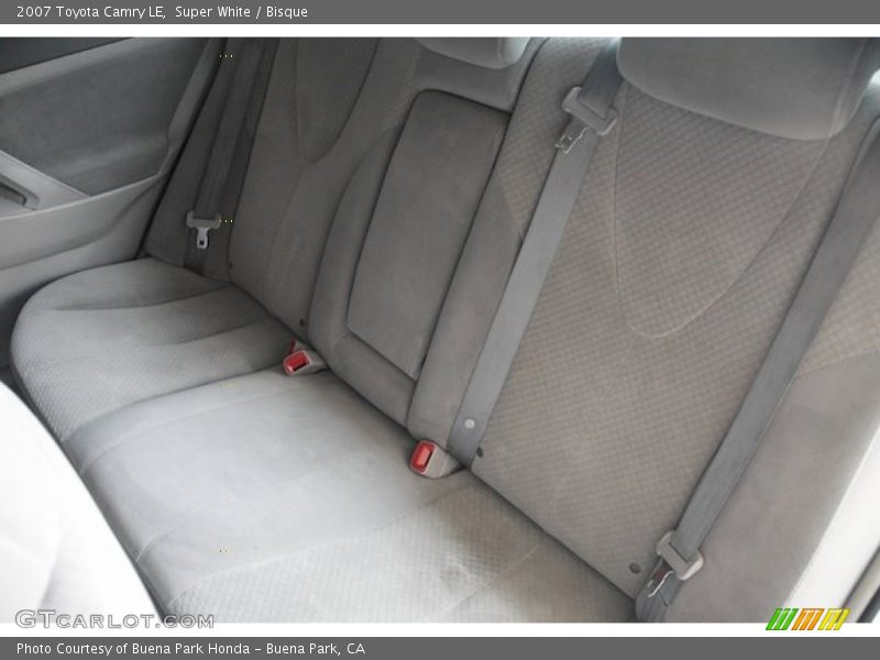 Super White / Bisque 2007 Toyota Camry LE