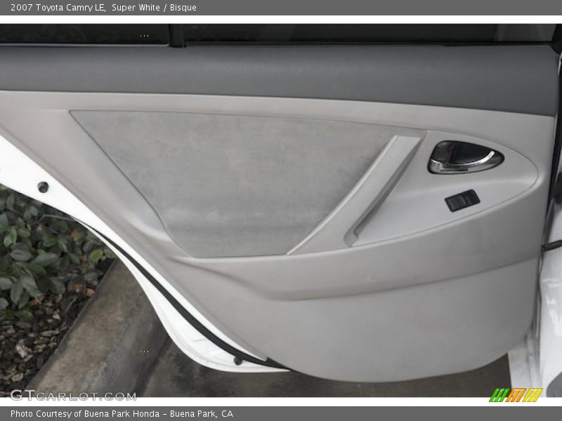 Super White / Bisque 2007 Toyota Camry LE