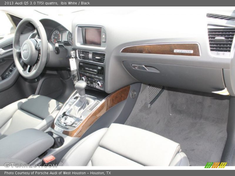 Ibis White / Black 2013 Audi Q5 3.0 TFSI quattro