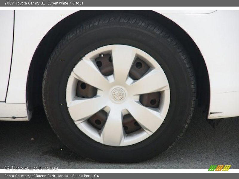 Super White / Bisque 2007 Toyota Camry LE