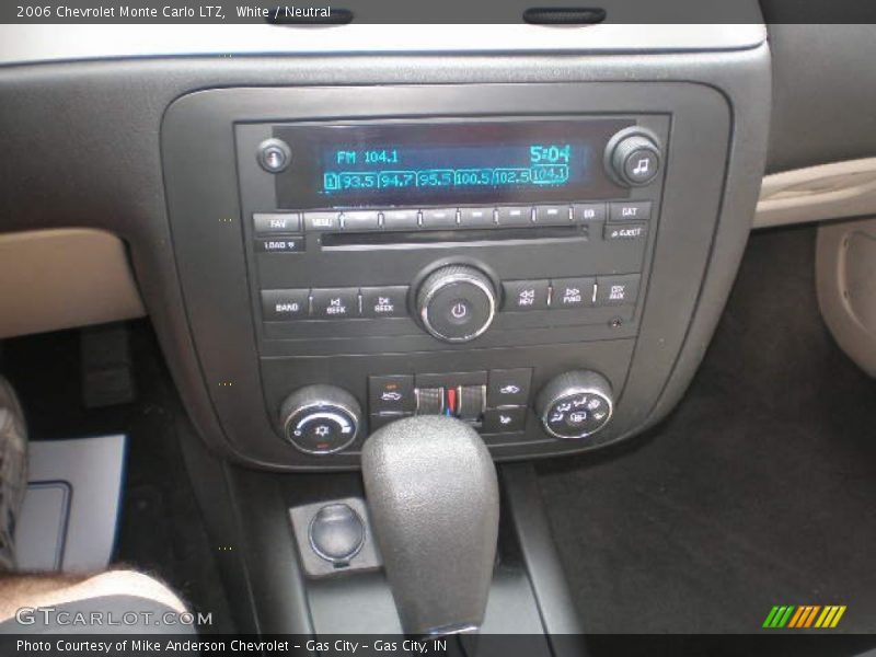 White / Neutral 2006 Chevrolet Monte Carlo LTZ