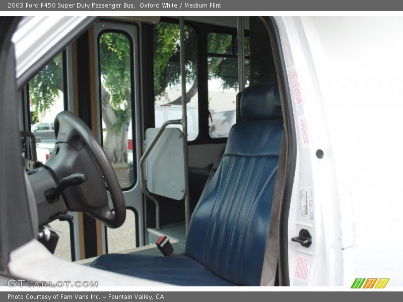 Oxford White / Medium Flint 2003 Ford F450 Super Duty Passenger Bus