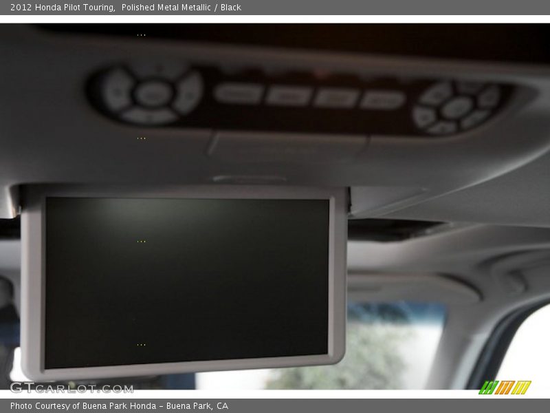 Polished Metal Metallic / Black 2012 Honda Pilot Touring