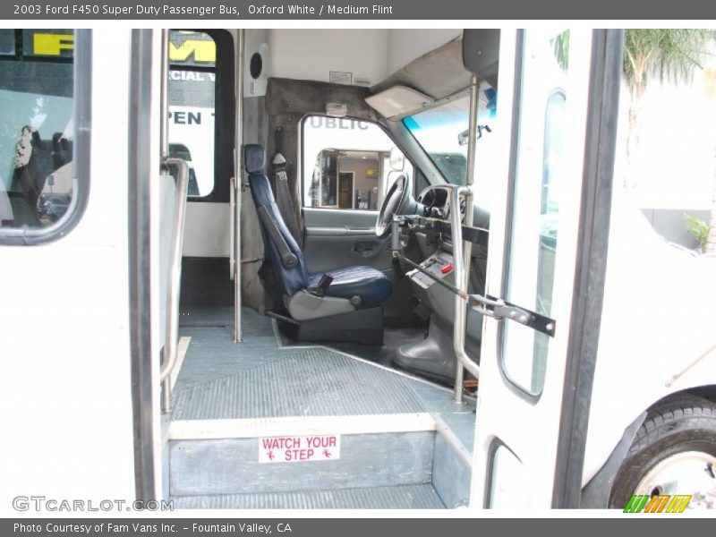 Oxford White / Medium Flint 2003 Ford F450 Super Duty Passenger Bus