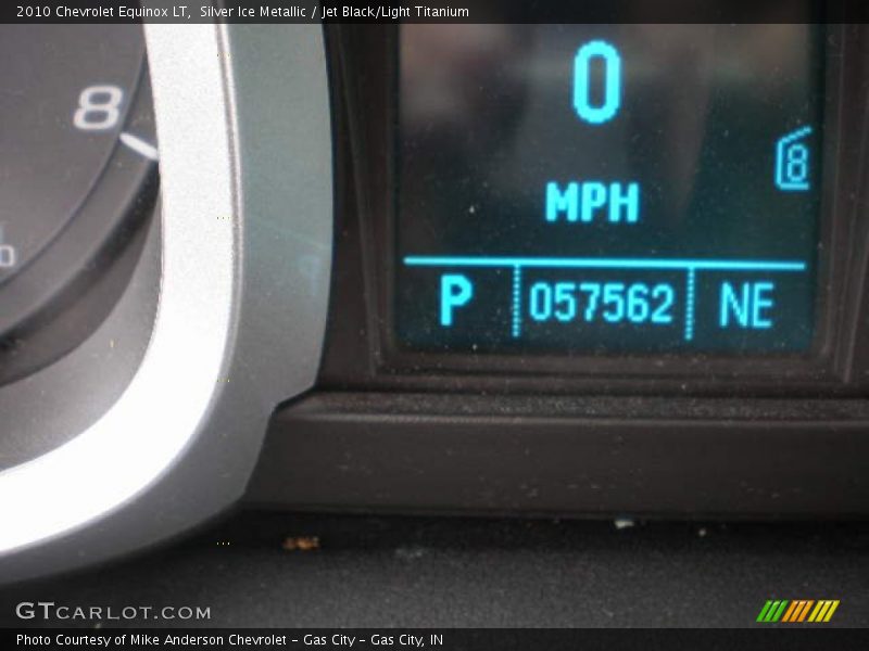 Silver Ice Metallic / Jet Black/Light Titanium 2010 Chevrolet Equinox LT
