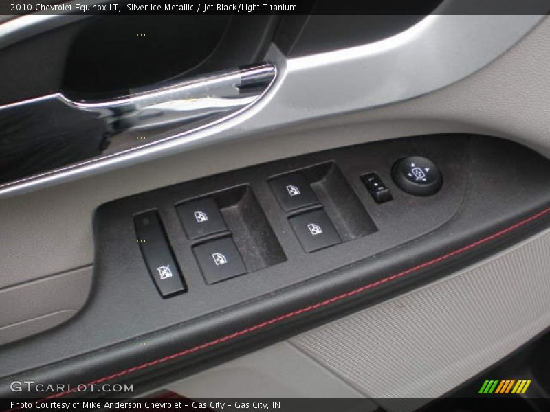 Silver Ice Metallic / Jet Black/Light Titanium 2010 Chevrolet Equinox LT