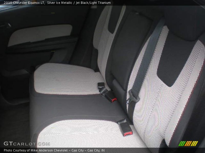 Silver Ice Metallic / Jet Black/Light Titanium 2010 Chevrolet Equinox LT