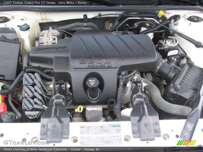 Ivory White / Ebony 2007 Pontiac Grand Prix GT Sedan