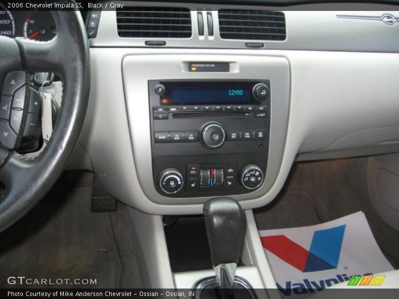 Black / Gray 2006 Chevrolet Impala SS