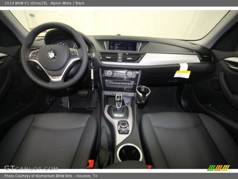 Alpine White / Black 2014 BMW X1 sDrive28i