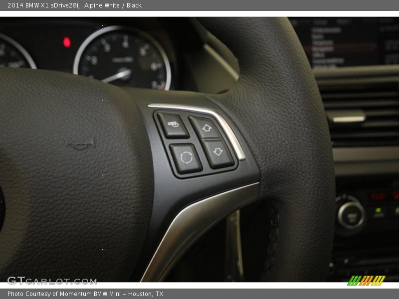 Alpine White / Black 2014 BMW X1 sDrive28i