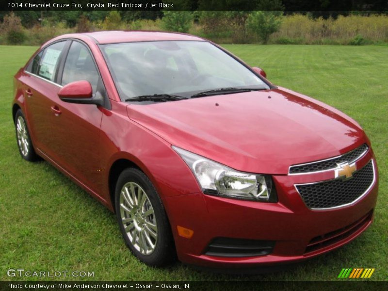 Front 3/4 View of 2014 Cruze Eco