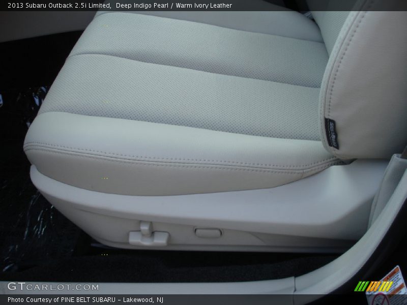 Deep Indigo Pearl / Warm Ivory Leather 2013 Subaru Outback 2.5i Limited