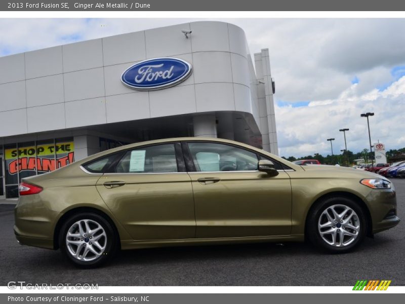 Ginger Ale Metallic / Dune 2013 Ford Fusion SE